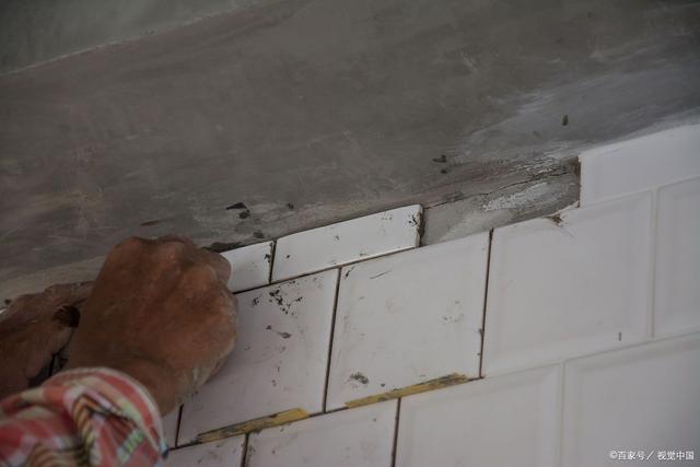 墙砖起拱怎么补救(墙砖起拱怎么补救图片)